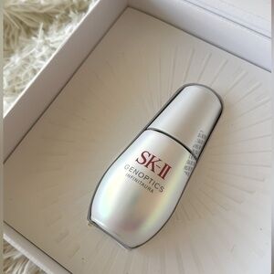 New SK-II GenOptics INFINITAURA Ultraura Essence Serum